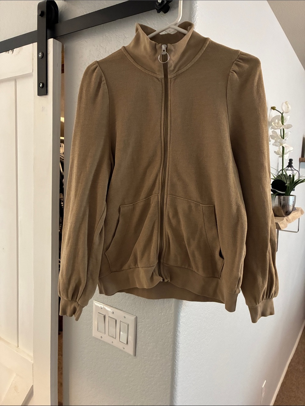 NWOT !!!Madewell Camel Zip-Up Puff Sleeve Jacket